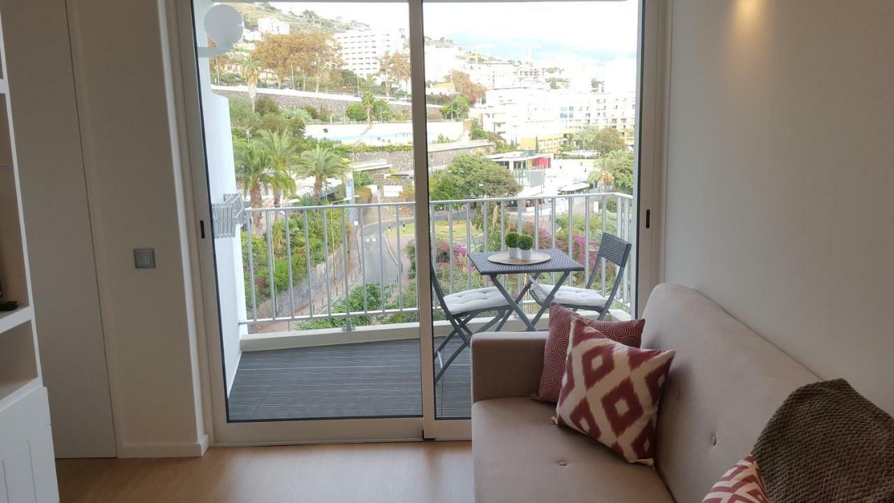 Apartamento Funchal Com Piscina Экстерьер фото